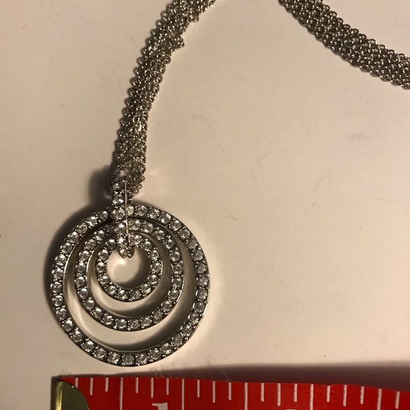 🌸Nolan Miller Pendent - Picture 3 of 5